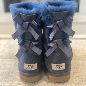 Ugg boots navy size 7